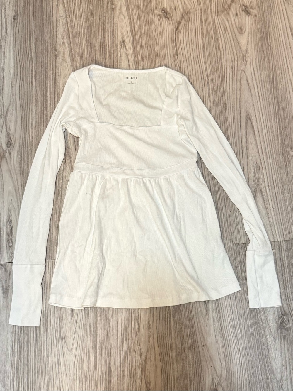 Hollister White Long-Sleeve Square-Neck Peplum Tunic